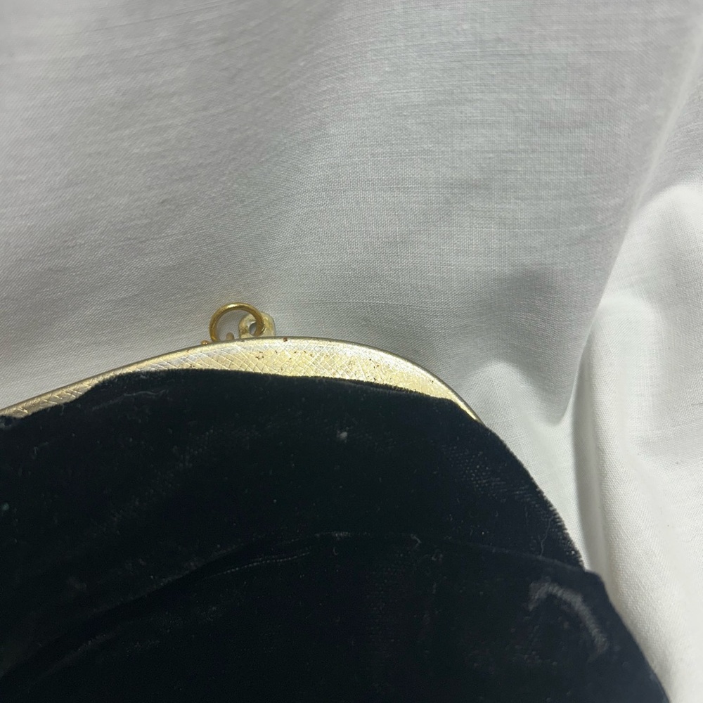 Vintage Black Velvet Purse Gold Color Strap 1960s Evening Bag - Picture 4 of 10